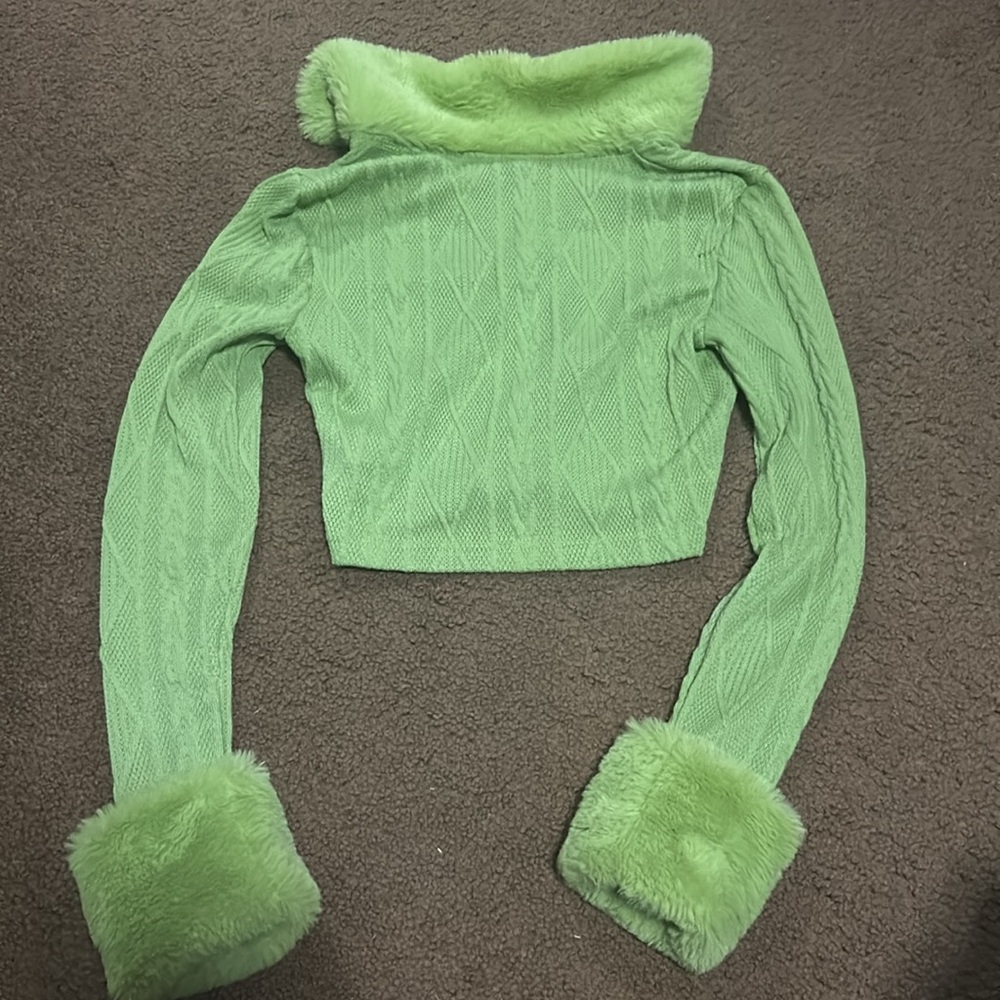 Crop top - Picture 6 of 6